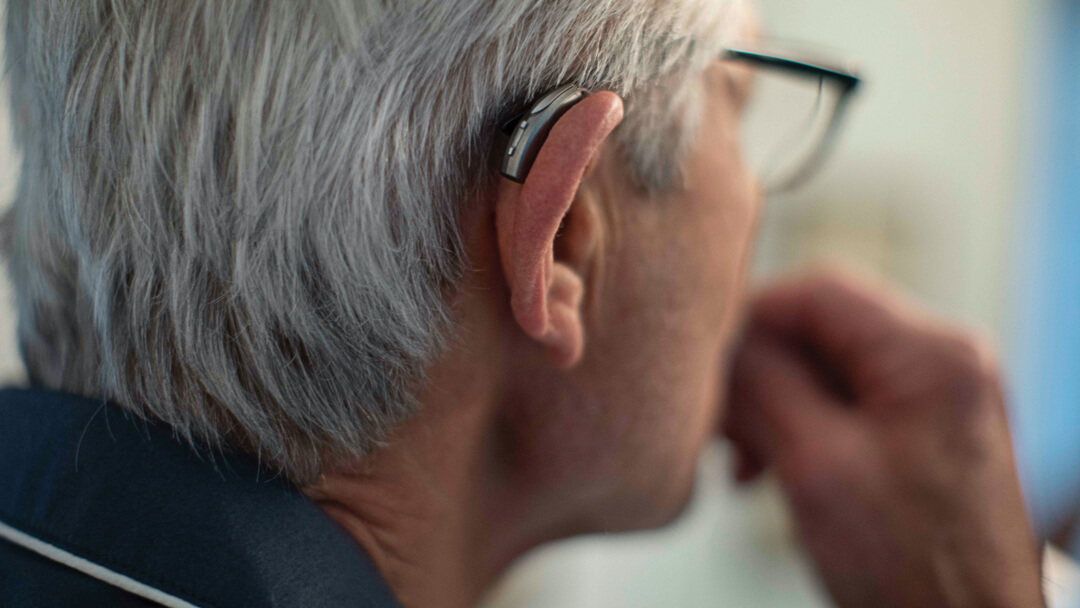 cleaning-your-hearing-aids